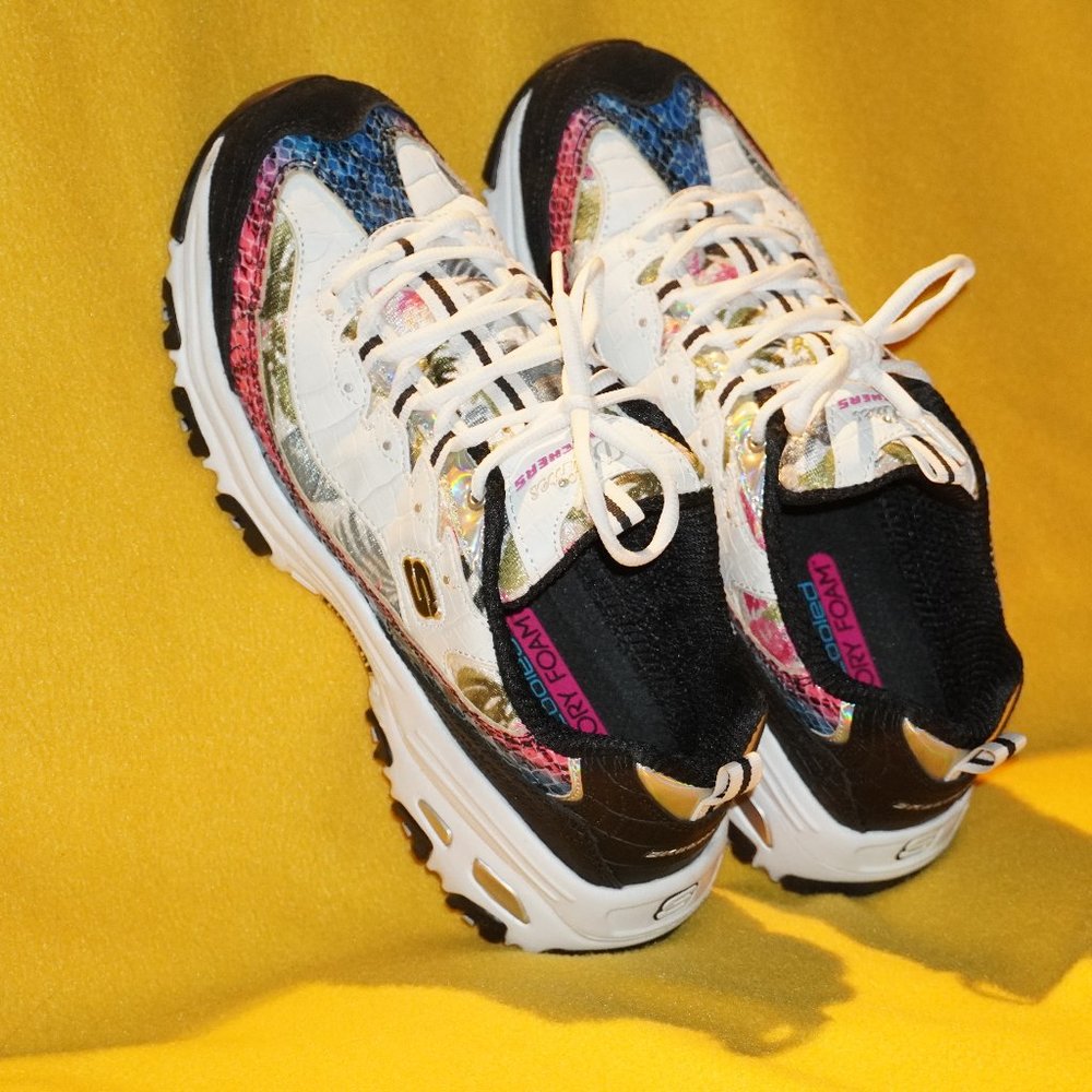 Skechers D'Lites Tropical Floral Multicolor 90s style sneakers Size 10